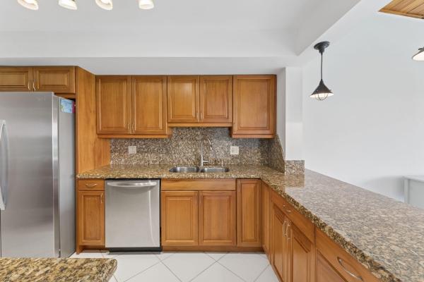 Patio Homes, 119 Old Meadow Way, Palm Beach Gardens, Florida 33418, image 3