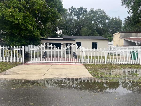 413 NE 162nd St, Unincorporated Dade County, Florida 33162, image 1