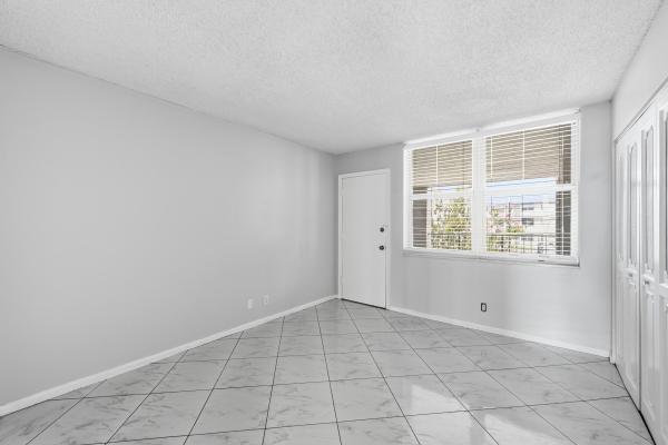 Island Club, 777 S Federal Hwy #206-G, Pompano Beach, Florida 33062, image 2