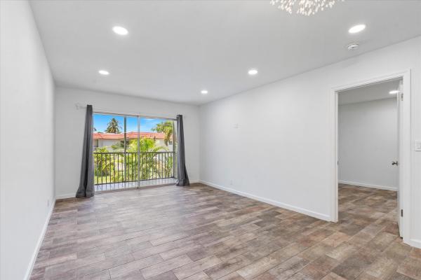 Regis House, 899 SE 2nd Ave #203, Deerfield Beach, Florida 33441, image 3