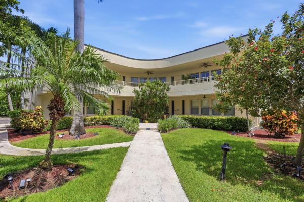 The Crest, 202 Gleason St #6, Delray Beach, Florida 33483, image 1