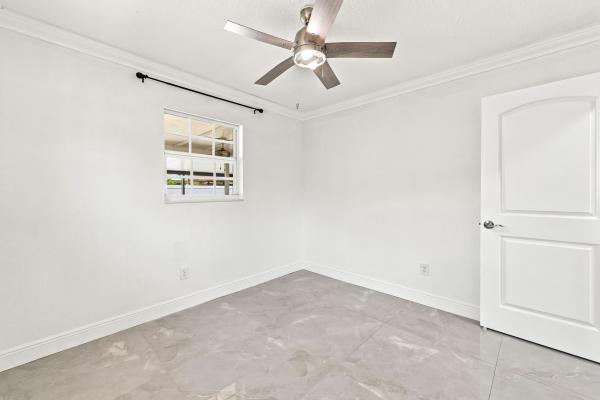 Cresthaven Of Palm Beach, 2649 Cedarcrest Rd, West Palm Beach, Florida 33415, image 3