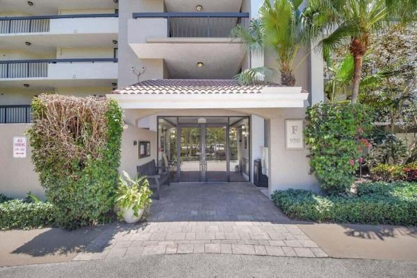 950 Lavers Cir #F309, Delray Beach, Florida 33444, image 2