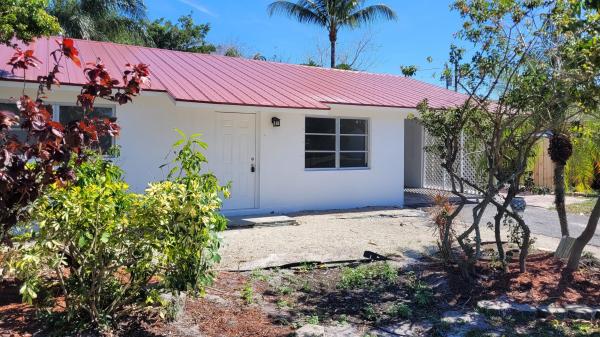 Eastview Manor, 217 Reo Dr, Jupiter, Florida 33458, image 2