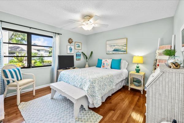 333 NE Golfview Cir, Fort Pierce, Florida 34996, image 3