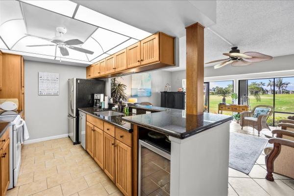 333 NE Golfview Cir, Fort Pierce, Florida 34996, image 1