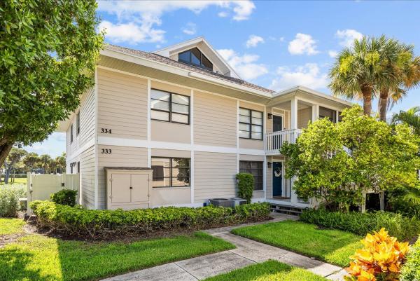 333 NE Golfview Cir, Fort Pierce, Florida 34996, image 3