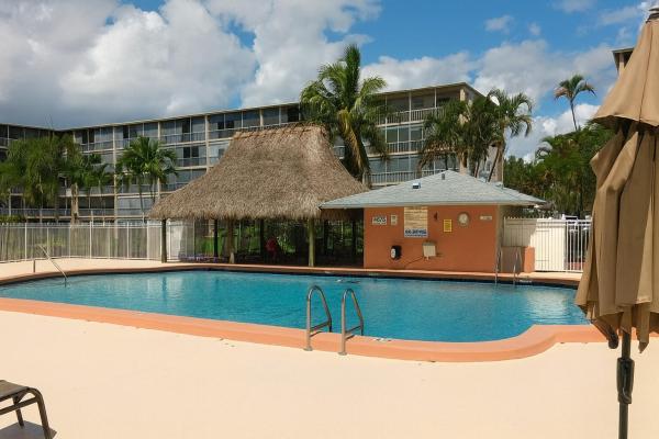 Hillcrest, 4650 Washington St #207, Hollywood, Florida 33021, image 1