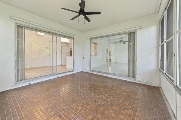 Lucerne Homes East, 6387 Summer Sky Ln, Greenacres, Florida 33463, image 2
