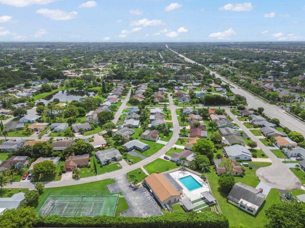 Lucerne Homes East, 6387 Summer Sky Ln, Greenacres, Florida 33463, image 3