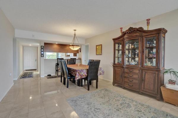 Whitehall Of Pine Island Ridge, 1524 Whitehall Dr #406, Davie, Florida 33324, image 3