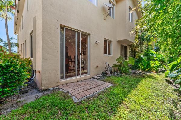 Sierra Bay, 1808 Sonrisa St, Riviera Beach, Florida 33404, image 3