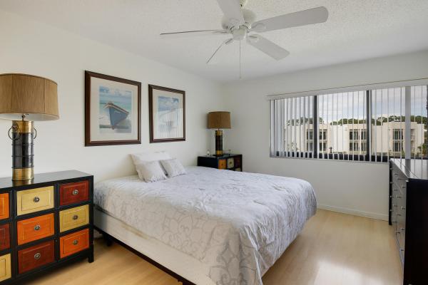 4230 Deste Ct #303, Lake Worth, Florida 33467, image 1