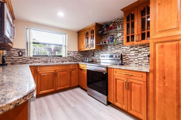 8973 Palm Tree Ln, Pembroke Pines, Florida 33024, image 2