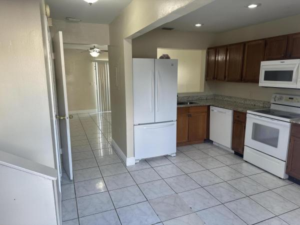Breckenridge, 5145 Breckenridge Pl #30, West Palm Beach, Florida 33417, image 2