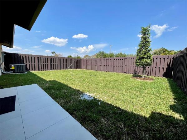 4741 SW 135th Pl, Unincorporated Dade County, Florida 33175, image 2