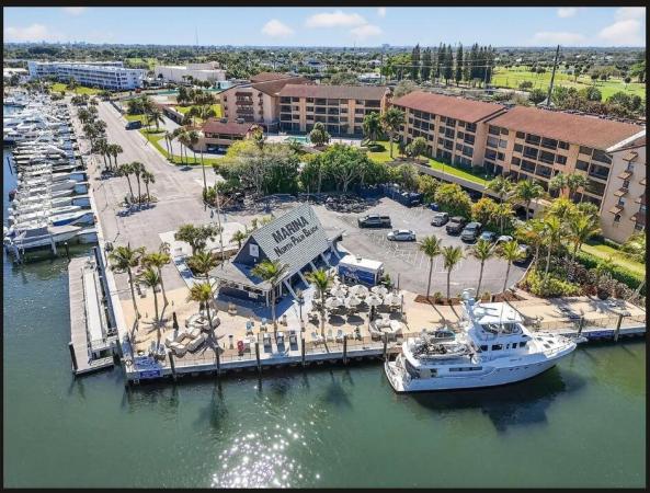 Marina Bay, 1036 Us Highway 1 #121, North Palm Beach, Florida 33408, image 1
