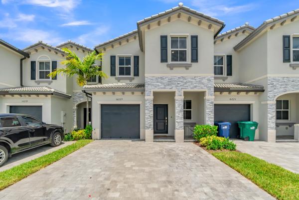 Cedar Pointe, 16229 SW 288th Ter, Homestead, Florida 33033, image 3