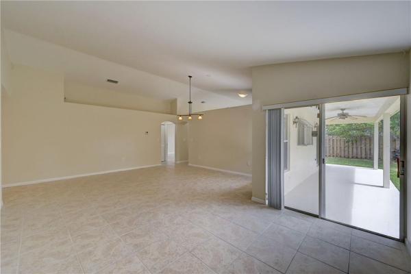 Laguna, 13348 NW 13th St, Sunrise, Florida 33323, image 3