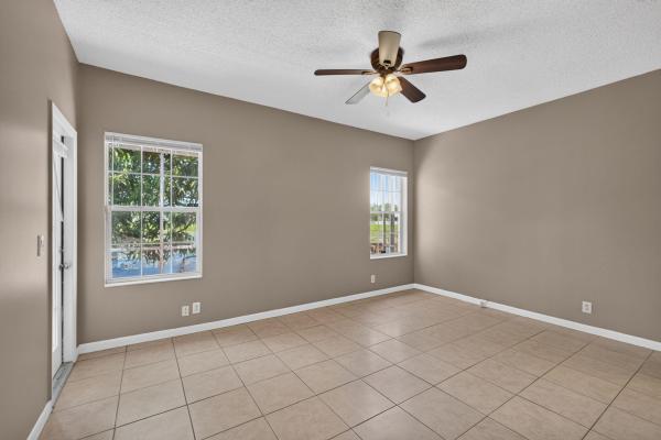 The Palm Club West Village, 3871 Circle Lake Dr, West Palm Beach, Florida 33417, image 3