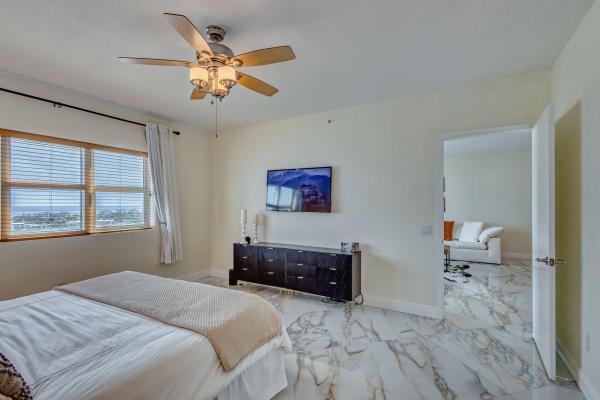Marina Grande Club & Residences, 2640 Lake Shore Dr #2014, Riviera Beach, Florida 33404, image 2