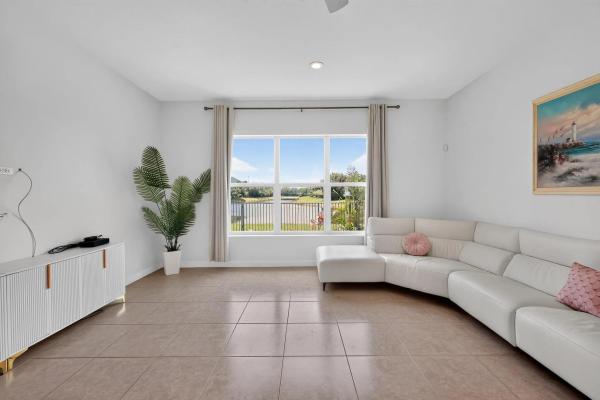 Isle Verde, 143 Isle Verde Way, Palm Beach Gardens, Florida 33418, image 1