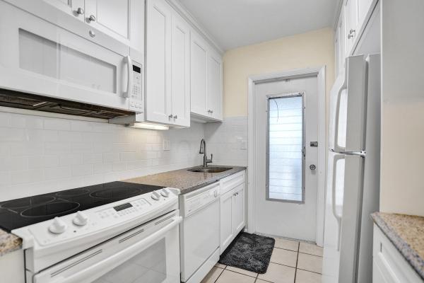 4501 S Ocean Blvd #B3, South Palm Beach, Florida 33480, image 3