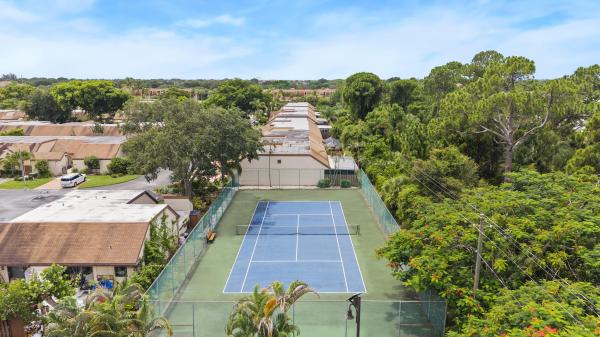 Cinnamon, 5137 Thyme Dr, Palm Beach Gardens, Florida 33418, image 2