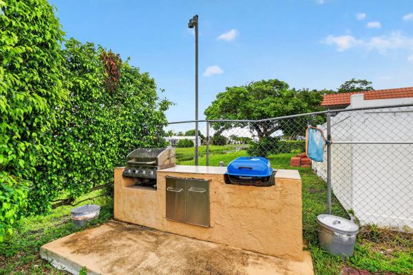 2101 W Woolbright Rd #J107, Boynton Beach, Florida 33426, image 1