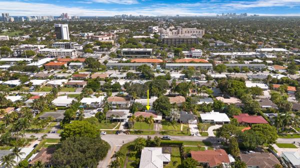Mary Knoll, 2020 NE 52nd Ct, Fort Lauderdale, Florida 33308, image 3