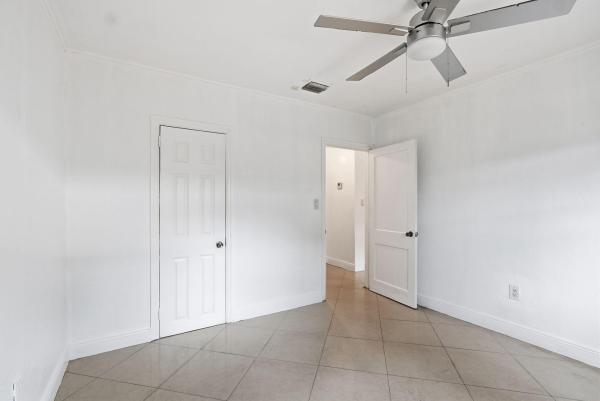 Royal Poinciana, 1914 Sheridan St #1-2, Hollywood, Florida 33020, image 3