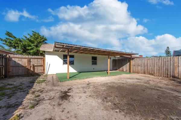 Greenacres No HOA, 220 Perry Ave #N, Greenacres, Florida 33463, image 2
