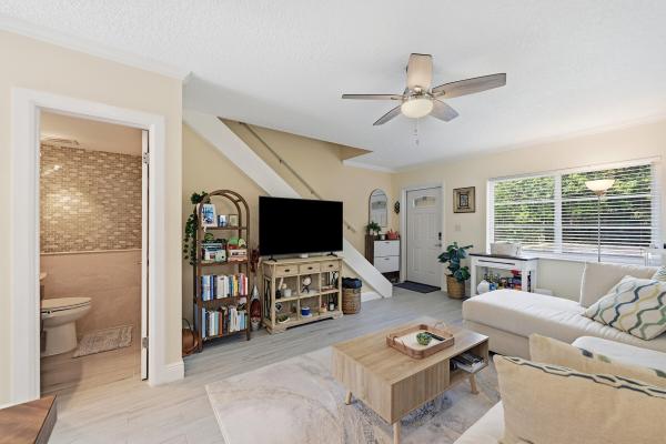 Manor Grove Village, 47 NE 20th Ct #1H, Wilton Manors, Florida 33305, image 1