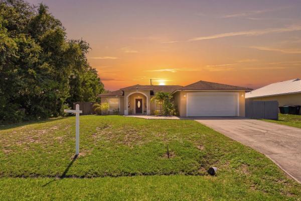 Hidden Oaks, 2674 SW Abelard St, Port St. Lucie, Florida 34953, image 3