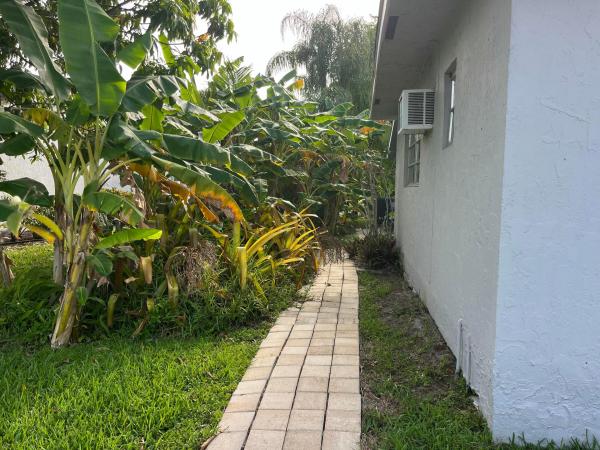 The Woodlands, 4804 Mango Dr, Tamarac, Florida 33319, image 3