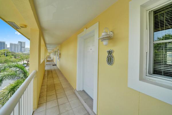 Pine Crest Village At Victoria Park, 1501 E Broward Blvd #810, Fort Lauderdale, Florida 33301, image 1
