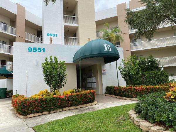 Weldon, 9551 Weldon Cir #E212, Tamarac, Florida 33321, image 1