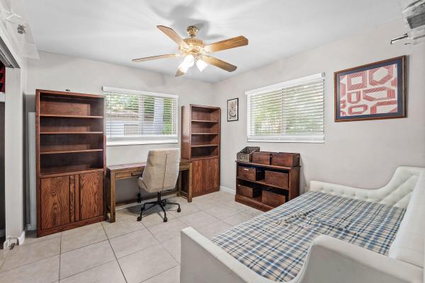 Sunshine Park, 417 Upland Rd, West Palm Beach, Florida 33401, image 1