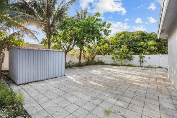 Canal Pointe, 1561 NW 7th Ln, Pompano Beach, Florida 33060, image 2