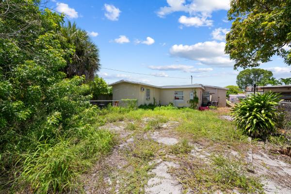 Carver Heights, 242 SW 3rd St, Deerfield Beach, Florida 33441, image 2