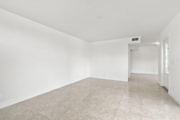 Somerset, 3801 Victoria Dr, West Palm Beach, Florida 33406, image 2
