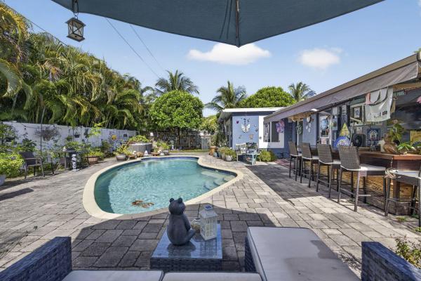 Lewis Shore Estates, 240 Gregory Rd, West Palm Beach, Florida 33405, image 1