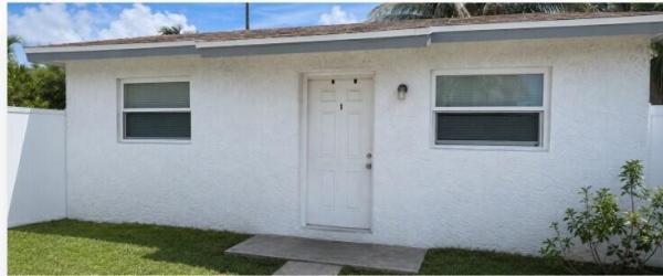 Lantana Plaza, 334 Mockingbird Ln #1, Lantana, Florida 33462, image 1