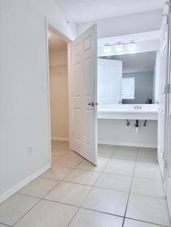 Royal Grand, 2640 S University Dr #127, Davie, Florida 33328, image 2