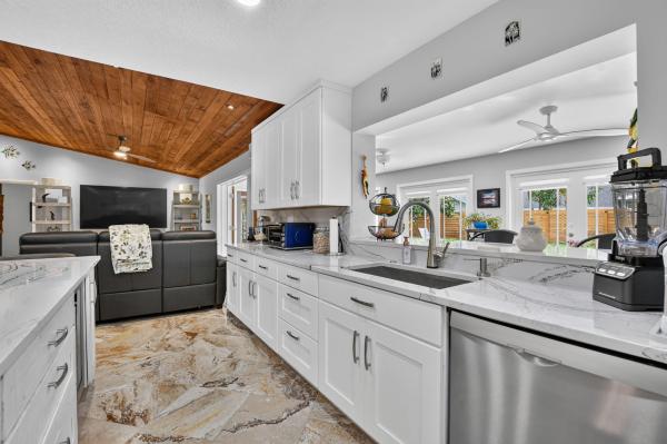 32 SW 14th Ave, Boca Raton, Florida 33486, image 1