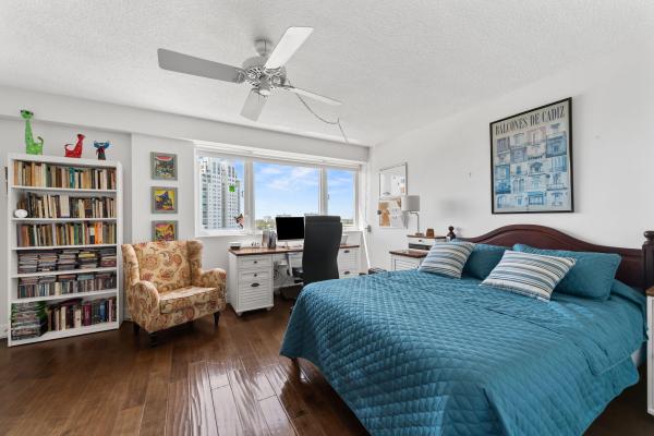 Maya Marca, 3000 Holiday Dr #905, Fort Lauderdale, Florida 33316, image 2