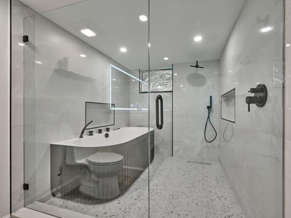 Everglades, 374 Golfview Rd #106, North Palm Beach, Florida 33408, image 1