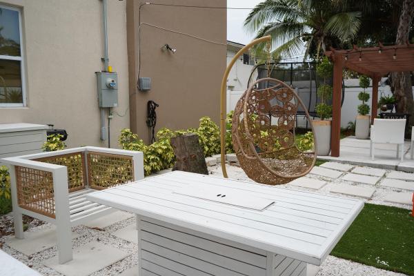 Washington Park, 2941 NW 7th Ct, Fort Lauderdale, Florida 33311, image 2