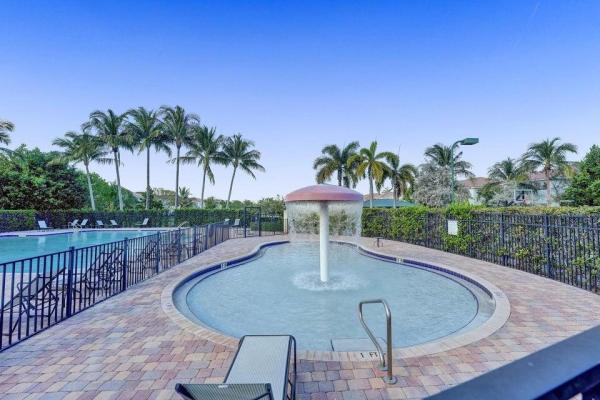 Thousand Oaks, 2336 Center Stone Ln, Riviera Beach, Florida 33404, image 3