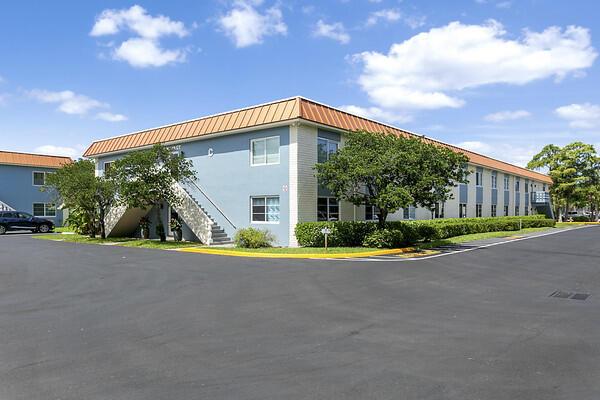 Manor Grove Village, 9 NE 19th Ct #216C, Wilton Manors, Florida 33305, image 3